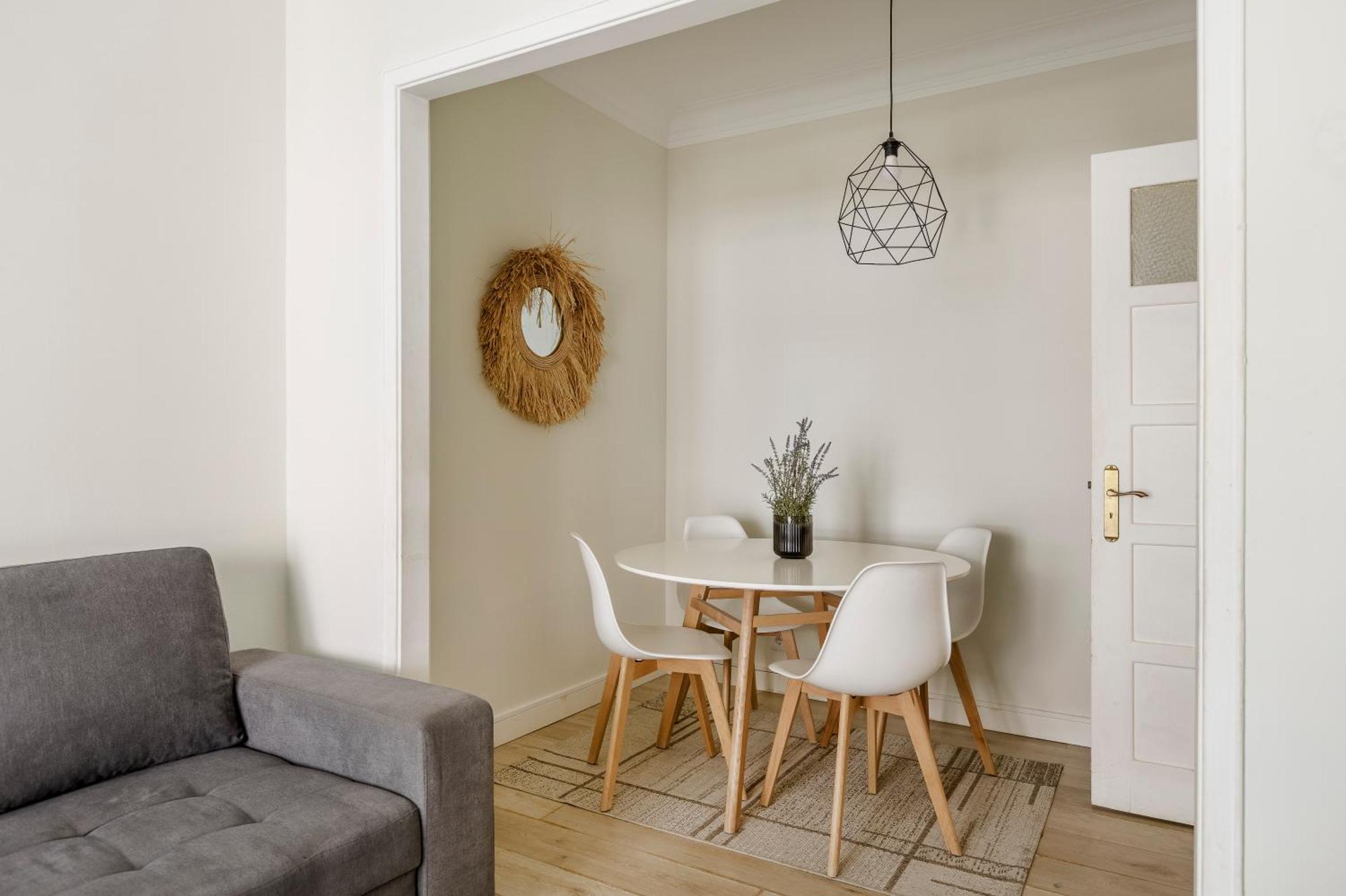 Boho Chic 2 Bedroom Gem 10 Min From Dowtown Free Parking Amadora Bagian luar foto